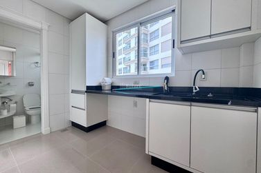 Apartamento &agrave; venda - 185m&sup2; - Barra Sul