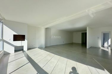 Apartamento &agrave; venda - 158m&sup2; - Meia Praia