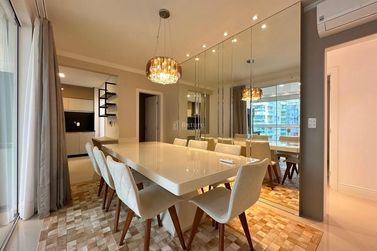 Apartamento &agrave; venda - 167m&sup2; - Meia Praia