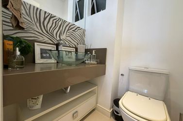 Apartamento &agrave; venda - 130m&sup2; - Centro