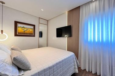 Apartamento &agrave; venda - 166m&sup2; - Meia Praia