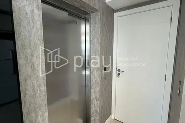 Apartamento &agrave; venda - 100m&sup2; - Meia Praia
