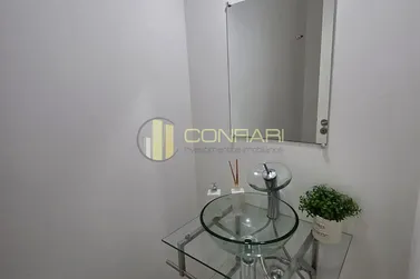Apartamento &agrave; venda - 130m&sup2; - Meia Praia