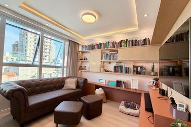 Apartamento &agrave; venda - 175m&sup2; - Jardim Dourado