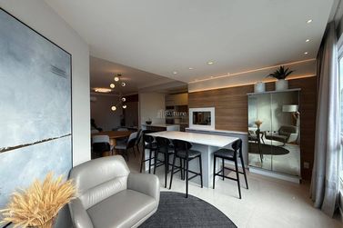 Apartamento &agrave; venda - Meia Praia