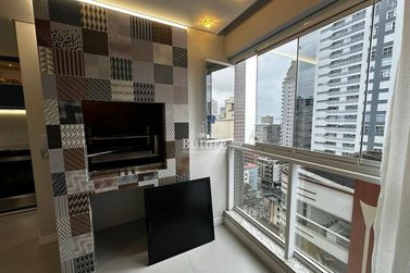 Apartamento &agrave; venda - Meia Praia