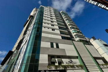 Apartamento &agrave; venda - 138m&sup2; - Centro