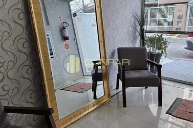 Apartamento &agrave; venda - 78m&sup2; - Meia Praia