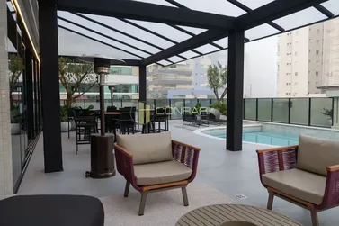 Apartamento &agrave; venda - 135m&sup2; - meia praia