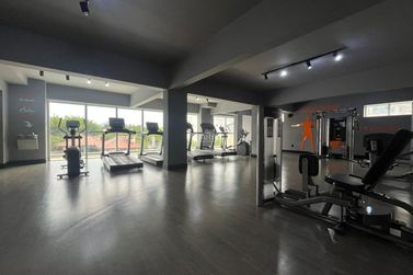 Apartamento &agrave; venda - 85m&sup2; - Meia Praia