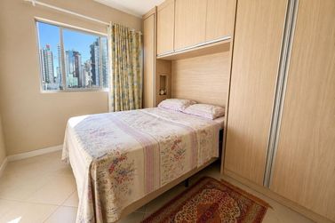 Apartamento &agrave; venda - 79m&sup2; - Centro
