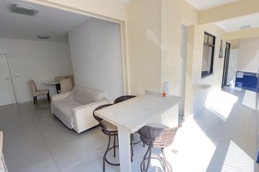 Apartamento para alugar - Meia Praia