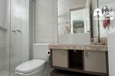 Apartamento para alugar - 110m&sup2; - Meia Praia