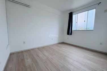 Apartamento &agrave; venda - 62m&sup2; - Santa Regina