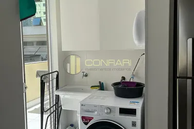 Apartamento &agrave; venda - 120m&sup2; - Meia praia