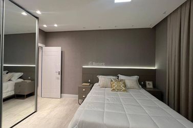 Apartamento &agrave; venda - Meia Praia