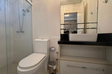 Apartamento &agrave; venda - 171m&sup2; - Meia Praia