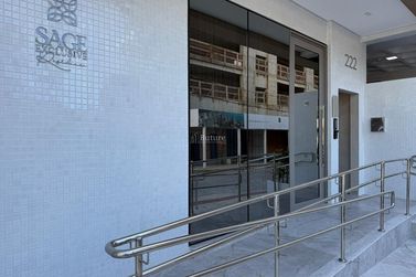 Apartamento &agrave; venda - 105m&sup2; - Centro