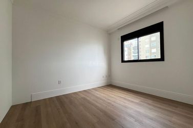 Apartamento &agrave; venda - 225m&sup2; - Andorinha