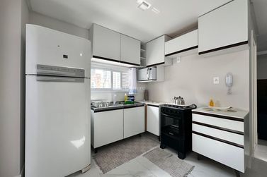 Apartamento &agrave; venda - 86m&sup2; - Meia Praia