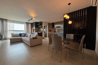 Apartamento &agrave; venda - 105m&sup2; - Centro