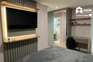 Apartamento para alugar - 200m&sup2; - Meia Praia