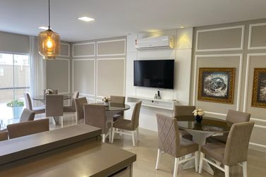 Apartamento &agrave; venda - 303m&sup2; - Meia Praia