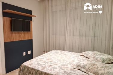 Apartamento para alugar - 132m&sup2; - Meia Praia