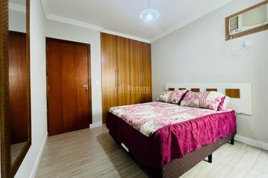 Apartamento &agrave; venda - 110m&sup2; - Meia Praia