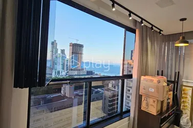 Apartamento &agrave; venda - 127m&sup2; - Meia Praia