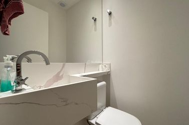 Apartamento &agrave; venda - 130m&sup2; - Meia Praia