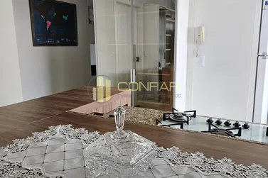 Apartamento &agrave; venda - 78m&sup2; - Meia Praia