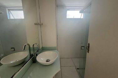 Apartamento para alugar - 55m&sup2; - Centro