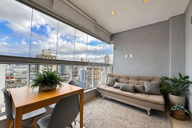 Apartamento &agrave; venda - 85m&sup2; - Meia Praia