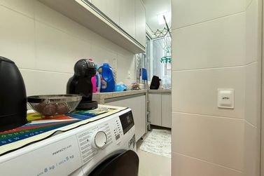 Apartamento &agrave; venda - 107m&sup2; - Meia Praia