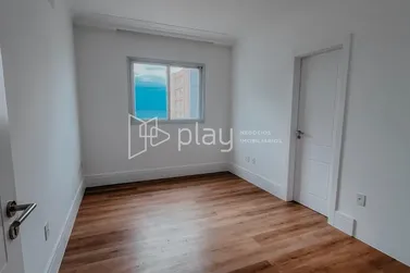 Apartamento &agrave; venda - 157m&sup2; - Meia Praia