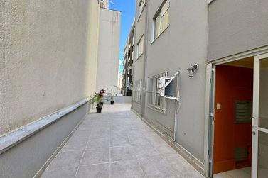 Apartamento &agrave; venda - Meia Praia