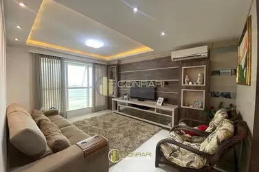 Apartamento &agrave; venda - 234m&sup2; - Meia Praia