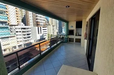 Apartamento para alugar - 163m&sup2; - meia praia