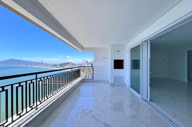 Apartamento &agrave; venda - 190m&sup2; - Centro