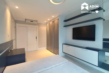 Apartamento para alugar - 230m&sup2; - Centro
