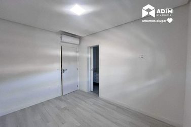 Apartamento para alugar - 107m&sup2; - Praia Brava de Itaja&iacute;