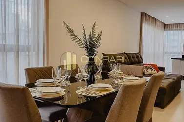 Apartamento &agrave; venda - 110m&sup2; - Meia Praia