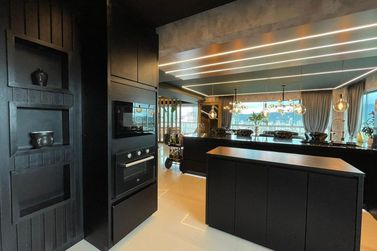 Apartamento &agrave; venda - 270m&sup2; - Meia Praia