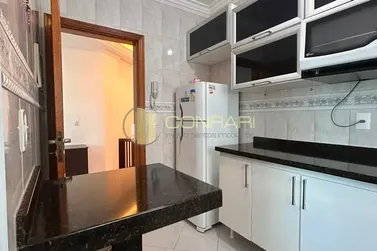 Apartamento para alugar - 87m&sup2; - meia praia