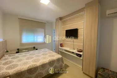 Apartamento &agrave; venda - 234m&sup2; - Meia Praia