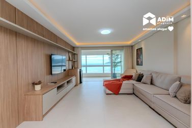Apartamento para alugar - 216m&sup2; - Centro