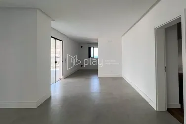 Apartamento &agrave; venda - 207m&sup2; - Meia Praia