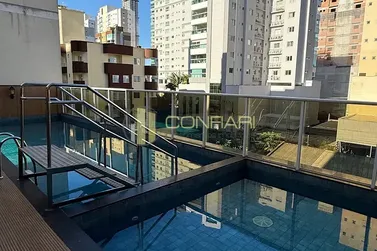 Apartamento &agrave; venda - 11245m&sup2; - meia praia