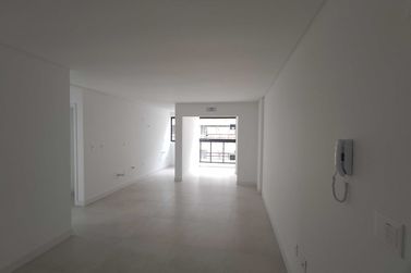 Apartamento &agrave; venda - 65m&sup2; - Morretes